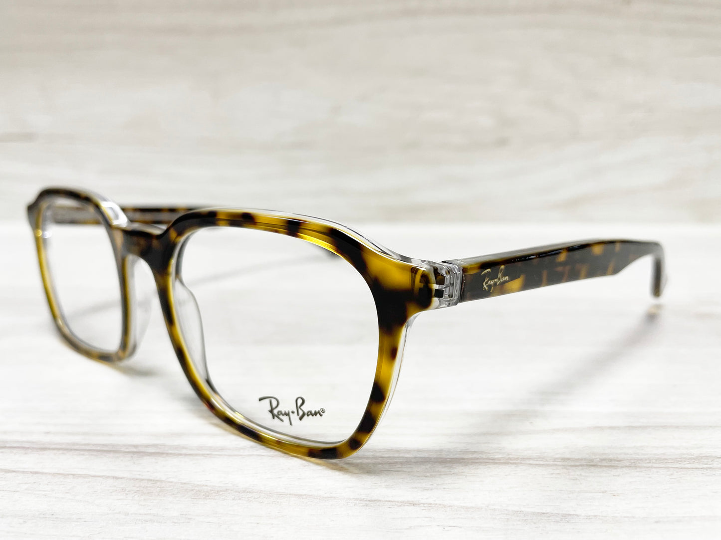Ray Ban
