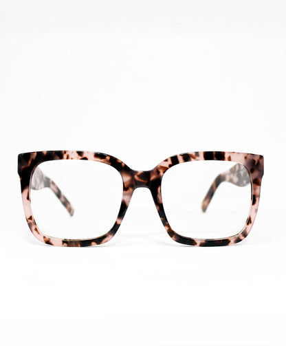 Lentes cuadrados grandes en acetato.